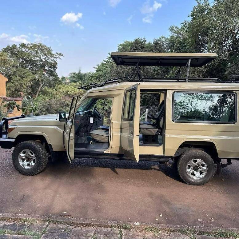 Hiring a Safari Land Cruiser in Uganda: What to Know